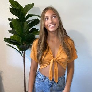 Tie Crop Top